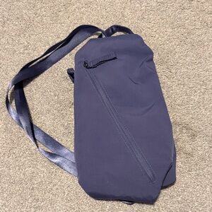 Navy Crossbody Sling Bag - Minimal Everyday Carry